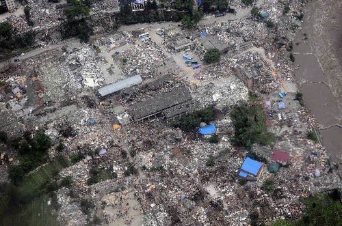 四川昨天地震最新消息-四川抗震精神显 美好家园再重建